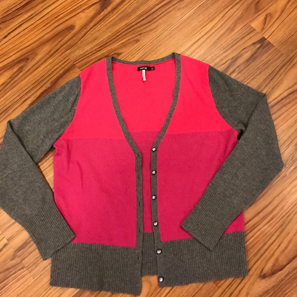 100% Cashmere cardigan